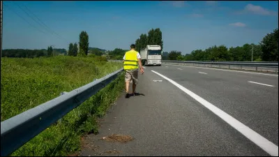 Quel est le nom de cette bande routière ?