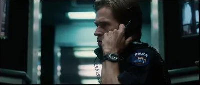 Dans quel film Willem Dafoe dirige-t-il le SWAT lors d'un braquage de banque ?
