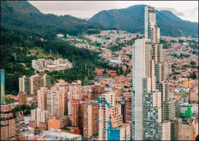 De quel pays Bogota est-elle la capitale ?