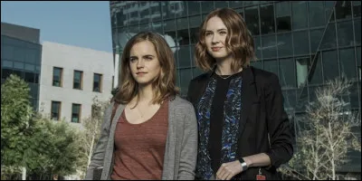 Elle est Mae Holland dans "The Circle" :