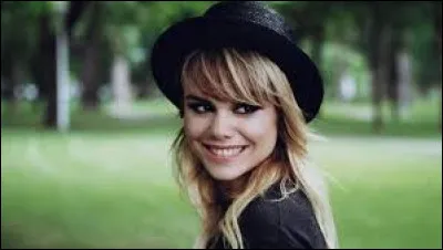 Complétez le titre de cette chanson : "Crier tout...