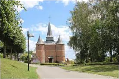 Voici l'église Saint-Théodulphe, à Gronard. Petit village de 71 habitants de l'arrondissement de Vervins, en Thiérache, il se situe dans le département ...