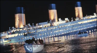 "Titanic" est le titre d'un long-métrage mis en scène par Steven Spielberg.