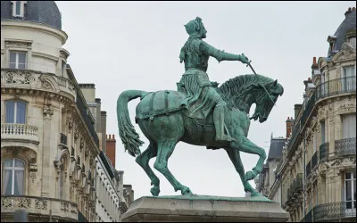 Orléans : en quelle année la ville fut-elle délivrée par Jeanne d'Arc ?