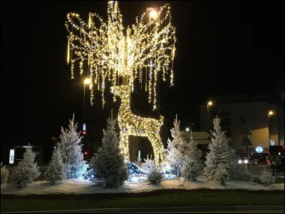 Un fabricant de jouets construit la plus grande œuvre de sa carrière et se la fait voler pas son assistant.