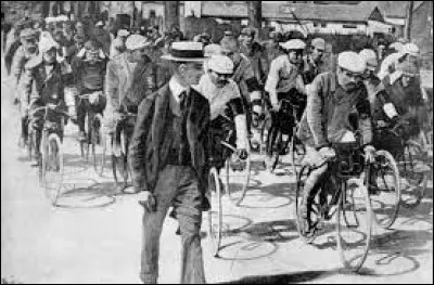 En France, quel évènement sportif débute le 1er juillet 1903 ?