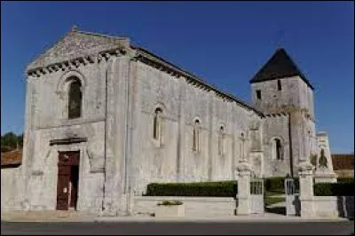 Commune néo-aquitaine, à 5 kilomètres de Saint-Jean-d'Angély, Fontenet se situe dans le département ...