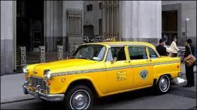 Ces célèbres taxis jaunes circulent à Los Angeles.