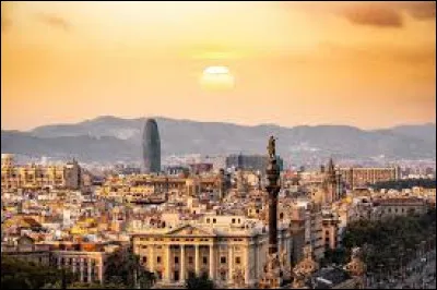 À quel groupe doit-on la chanson "Obsesión" en 2002 ?