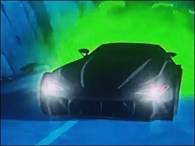 Qui est le conducteur de cette voiture ?