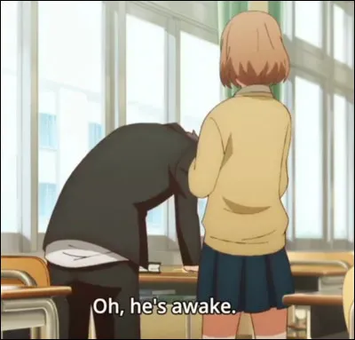 Dans l'épisode 4, Uenoyama se lève soudainement alors que personne n'arrive à le réveiller, pourquoi ?