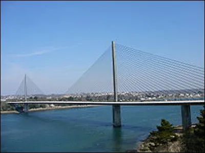 Commune de 100 habitants du département des Hautes-Pyrénées, près de Bagnères-de-Bigorre :