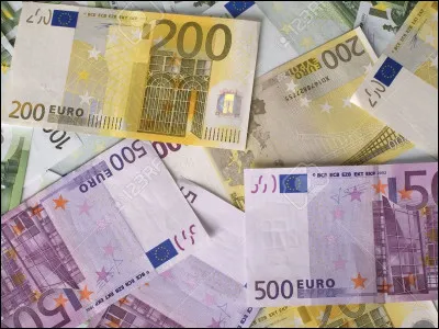 Petite commune de 50 habitants du département de la Somme, située près de Péronne :