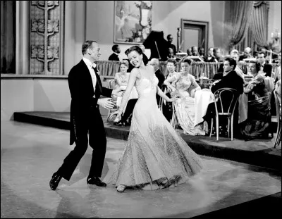 Ce film musical de Charles Walters, avec Judy Garland, Fred Astaire et Peter Lawford, sur une musique de Irving Berlin, sorti en 1948, c'est ...