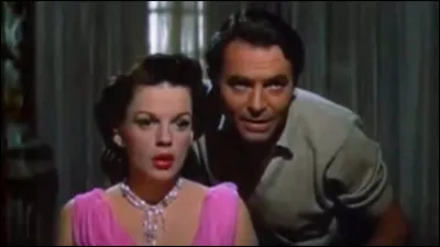 Quel est ce film musical de George Cukor, sorti en 1954, avec Judy Garland et James Mason ?