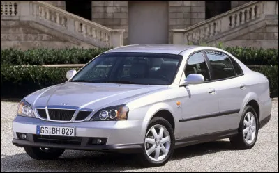 Force est de constater que m&ecirc;me relev&eacute; &agrave; la sauce am&eacute;ricaine, le plat reste fade. Quelle est cette grosse berline vendue en France au compte-goutte ?