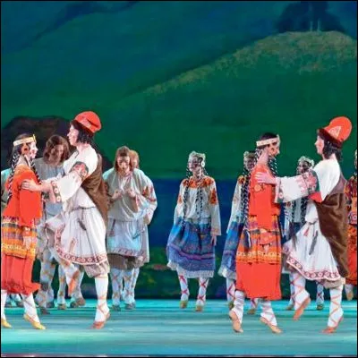 Quel compositeur, qui mit en musique plusieurs ballets de Serge de Diaghilev, suscita la controverse avec "Le Sacre de printemps" ?