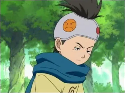 Comment s'appelle le petit-fils du maître hokage ?