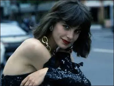 Avec quel animateur la chanteuse Lio partage-t-elle un duo sur la chanson "Tétèoù" sortie en 1984 ?