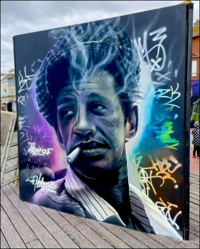 Jean-Paul Belmondo acteur fran&ccedil;ais a tir&eacute; sa r&eacute;v&eacute;rence le 6 septembre 2021 &agrave; son domicile parisien. Un hommage national lui a &eacute;t&eacute; rendu aux Invalides pour son parcours exceptionnel. Quelle a &eacute;t&eacute; la toute derni&egrave;re cascade dont il a "involontairement" &eacute;t&eacute; l'objet, le lendemain de cet hommage solennel lorsqu'il rejoignait le cimeti&egrave;re Montparnasse ?