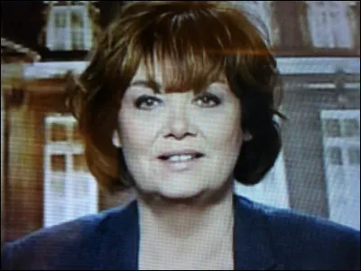 Quel est le métier de Nathalie Saint-Cricq ?