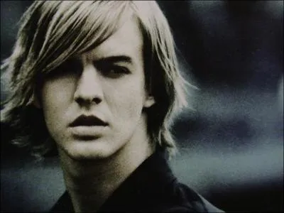 Thierry Amiel s'est fait remarquer  la 'Nouvelle Star ' en chantant. .