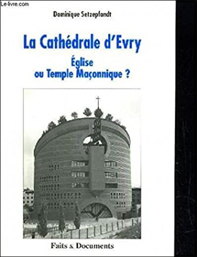 De quelle couleur la cathédrale d'Évry est-elle ?