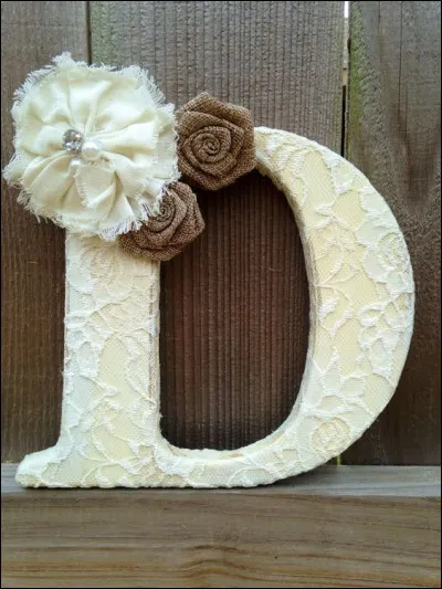 Dylan : laquelle de ces chansons n'appartient pas à Bob Dylan ?