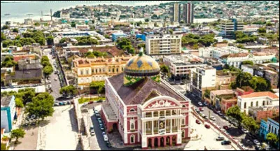 Quelle est l'intruse parmi ces villes ?