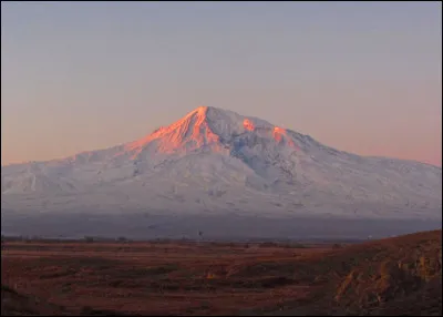 Cette commune de 3 000 habitants du département de la Haute-Garonne, située près de Muret, porte le nom d'un personnage de la Bible :
