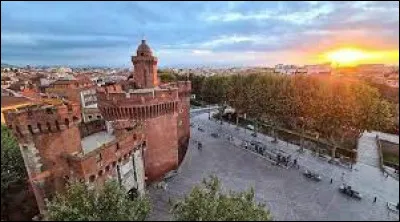 La ville de Perpignan se situe-t-elle dans le département des Pyrénées-Atlantiques ?
