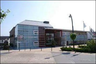 Nous partons en Bretagne, à Saint-Avé. Ville de l'agglomération Vannetaise, elle se situe dans le département ...