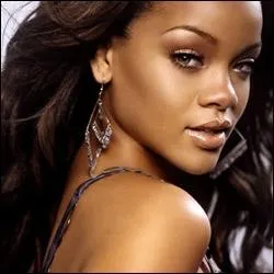 En quelle année Rihanna a-t-elle gagné un concours de beauté ?