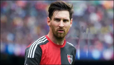 Quel est son premier club de foot professionnel ?