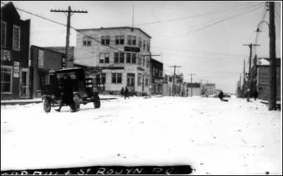 Quelles sont les dates officielles des fondations de Rouyn et de Noranda ?