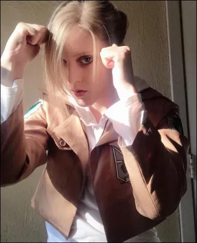 Elle est la détentrice du Titan Féminin :