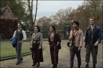 Des jeunes doivent affronter les forces du mal pour sauver le monde. Quelle est cette série ?