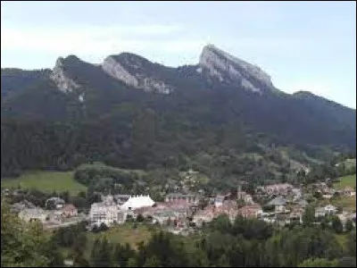 Commune Is&eacute;roise, Saint-Pierre-de-Chartreuse se situe dans l'ex r&eacute;gion ...