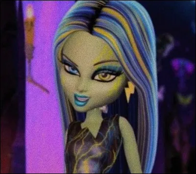 Quel est le signe astrologique de Frankie Stein ?