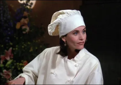 Comment s'appelle le restaurant de Monica ?