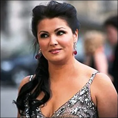 Comment sappelle cette soprano russe, révélée dans "Don Giovanni" de Mozart en 2002 et devenue une star internationale, chantant entre autres en lhonneur de Martin Scorsese ?