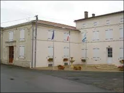 Nous partons maintenant en Nouvelle-Aquitaine, &agrave; Cherbonni&egrave;res. Commune de l'arrondissement de Saint-Jean-d'Ang&eacute;ly, elle se situe dans le d&eacute;partement ...