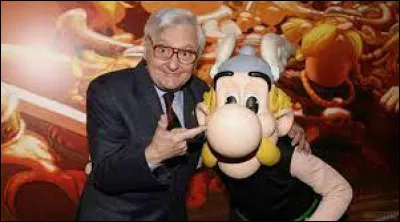 Dans quel film d'animation Roger Carel prête-t-il sa voix à Astérix pour la dernière fois ?