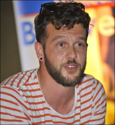 Claudio Capéo : Ça va ça va.

À toi la fille
Qui me rend si dur et si tendre
..........................................
Qujveux rien entendre
Quand jai lcur sourd