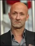 Dans quelle ville de l'Arige, Fabien Barthez a-t-il commenc sa carrire amateur ?