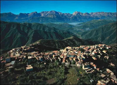 Dans quel pays du Maghreb situez-vous la Kabylie ?