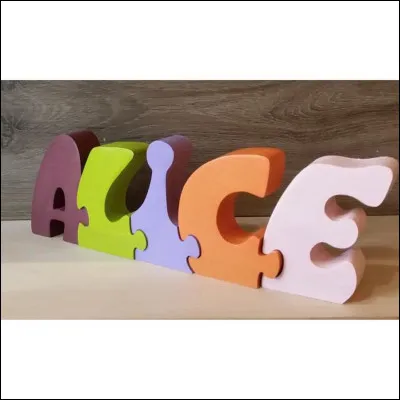 Qui n'a pas mis Alice en chanson ?