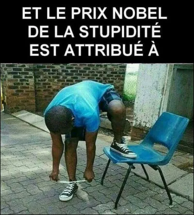 Trouvez le prénom d'un humoriste qui nous conta ses inoubliables vacances à Koumac !