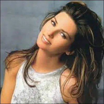 Quelle chanteuse interprète le tube "You're Still the One" ?