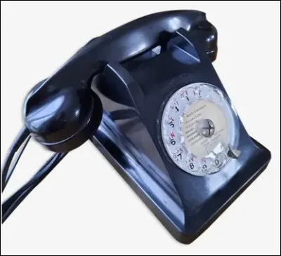 Durant la Seconde Guerre mondiale sort cet appareil qui sera utilise jusque dans les années 60. Quel est son nom ?